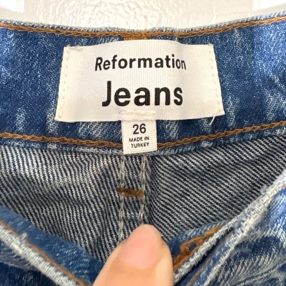 Reformation Cynthia High Rise Straight Jeans in Shasta Wash Button Fly Size 26 - Picture 6 of 14